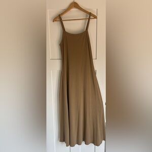 Universal Thread Tan Ribbed Maxi Dress L